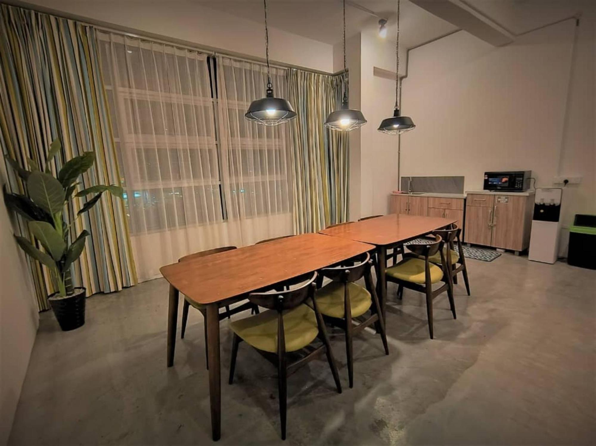 Mwv Family Suite Room Muar Bagian luar foto