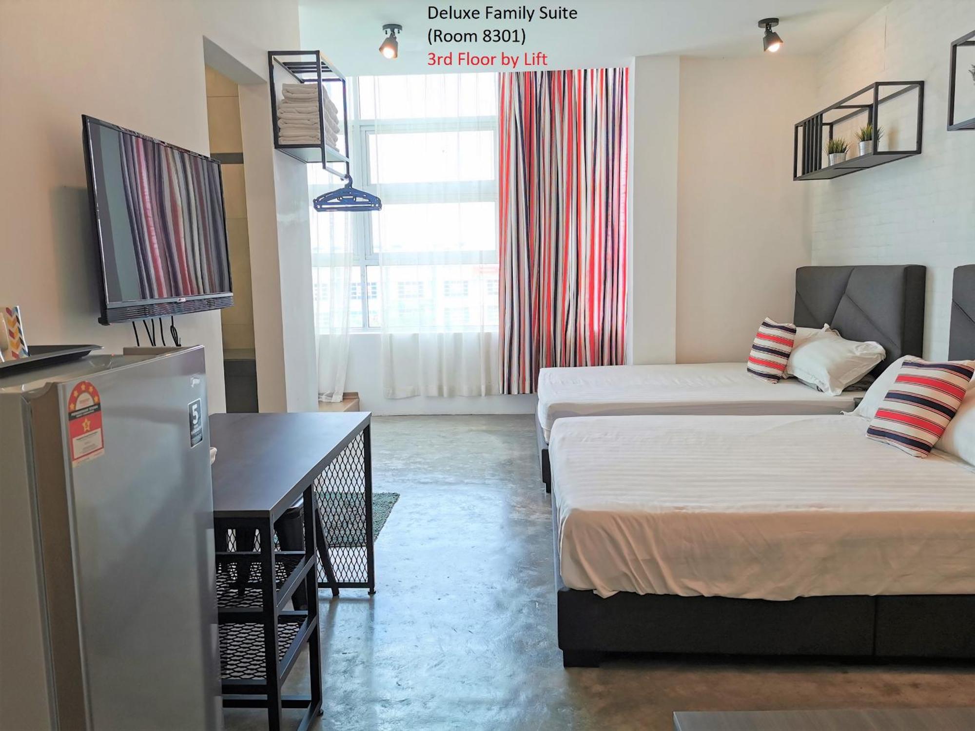 Mwv Family Suite Room Muar Bagian luar foto